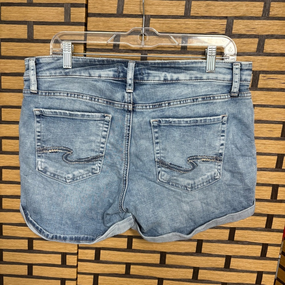 Silver Jeans Elyse Denim Shorts‎ Size 30